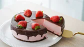 Chocolate Strawberry Cheesecake